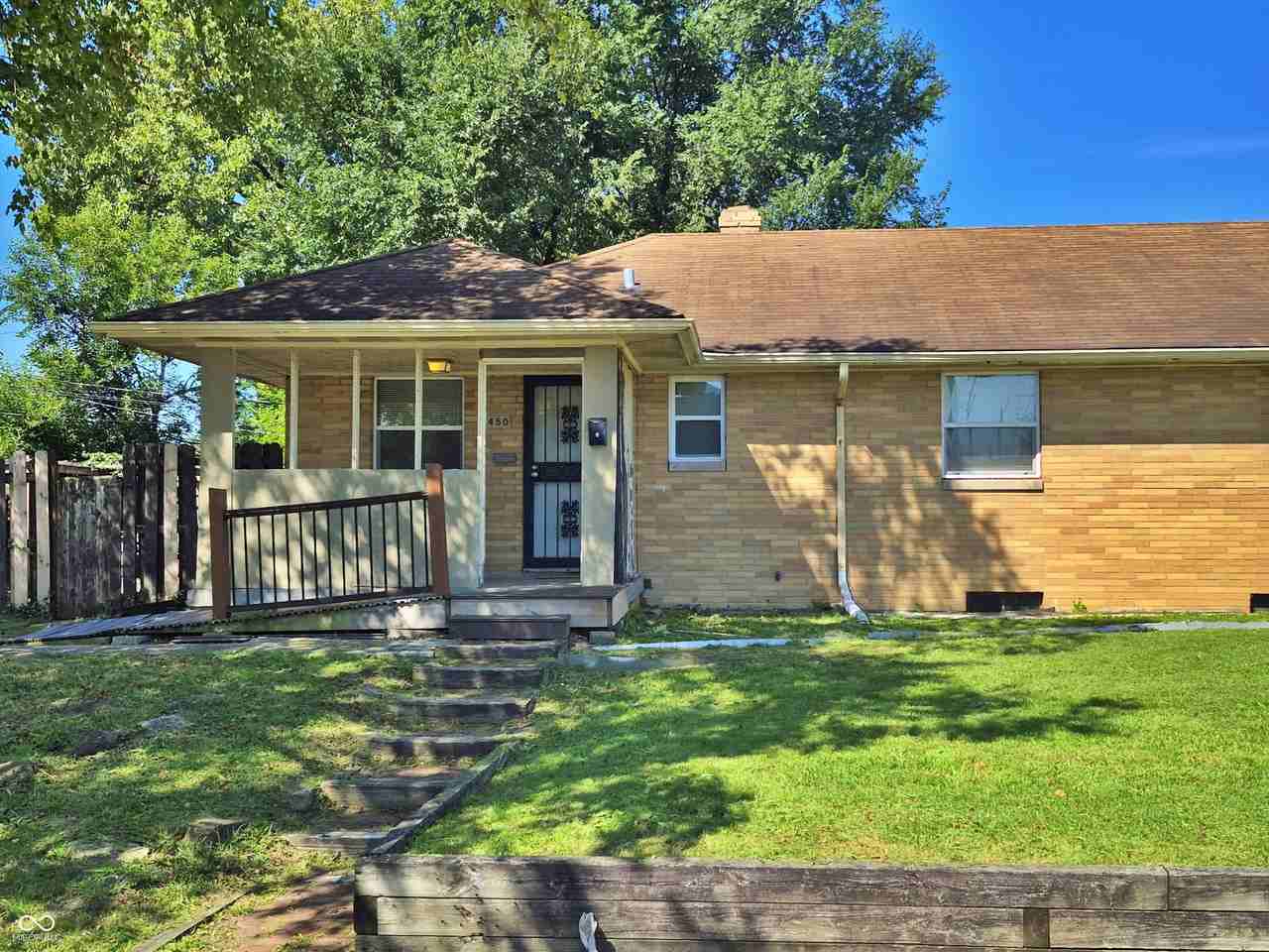 1450 Campbell Ave