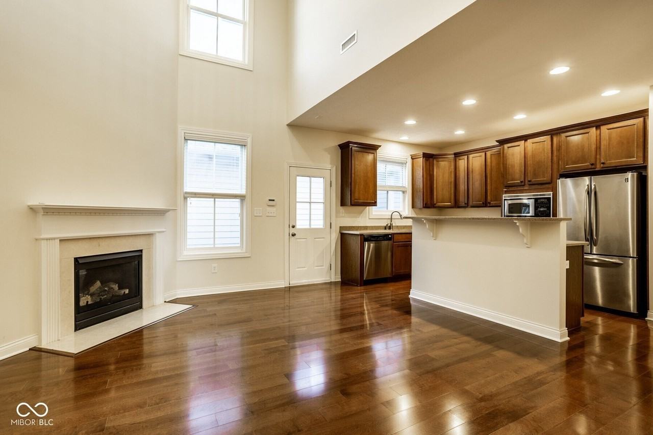 2616 Alcott St - Photo 4 of 27