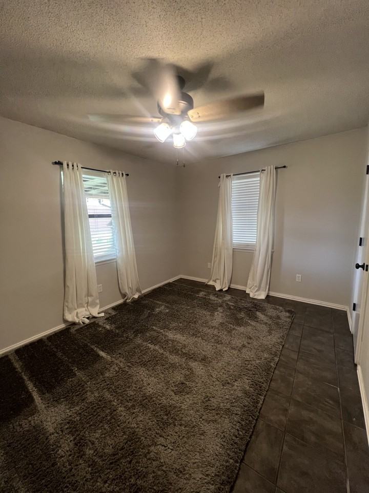 2036 Lisa Cir #1 - Photo 5 of 12