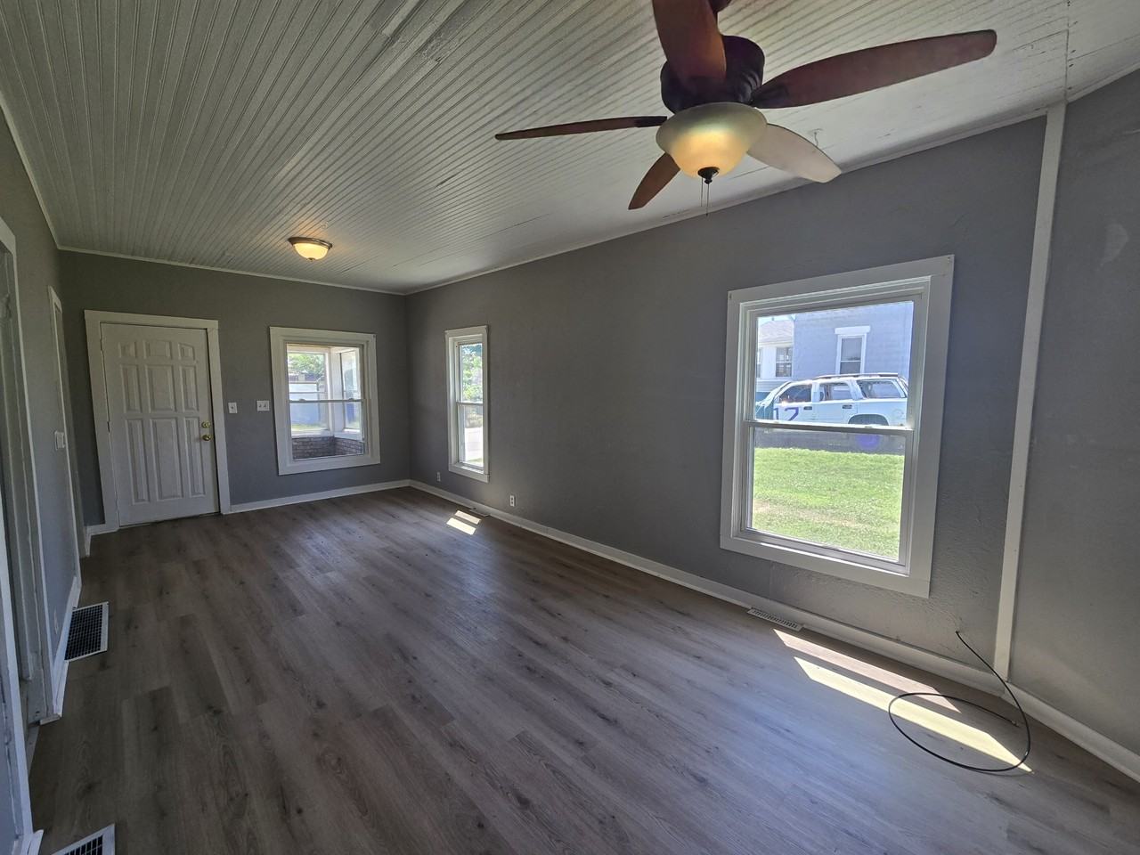 1806 M St Sw #1 - Photo 5 of 20