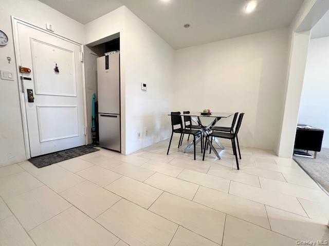 7303 Bell Blvd #5M - Photo 3 of 15