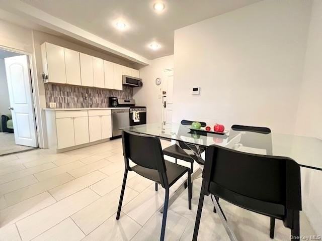 7303 Bell Blvd #5M - Photo 5 of 15