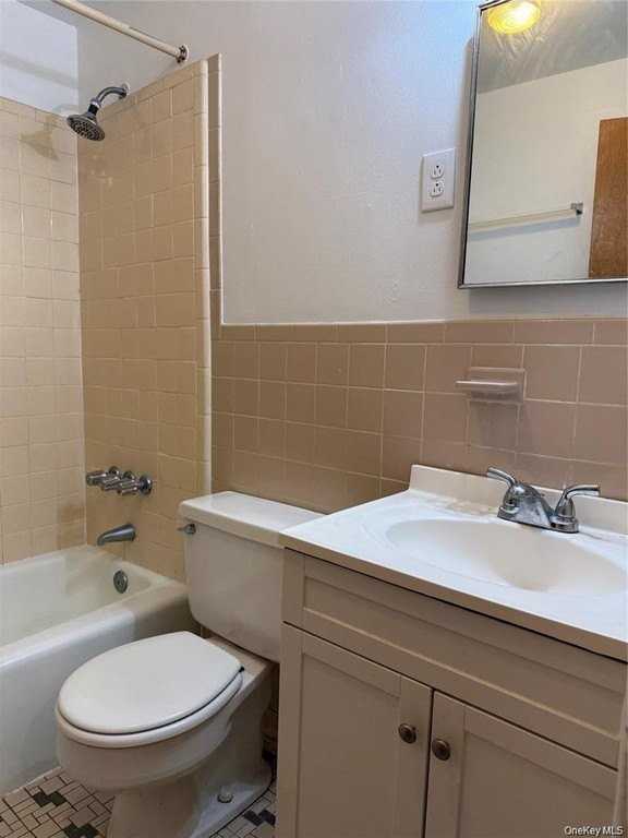 14 Grant St #C - Photo 4 of 5