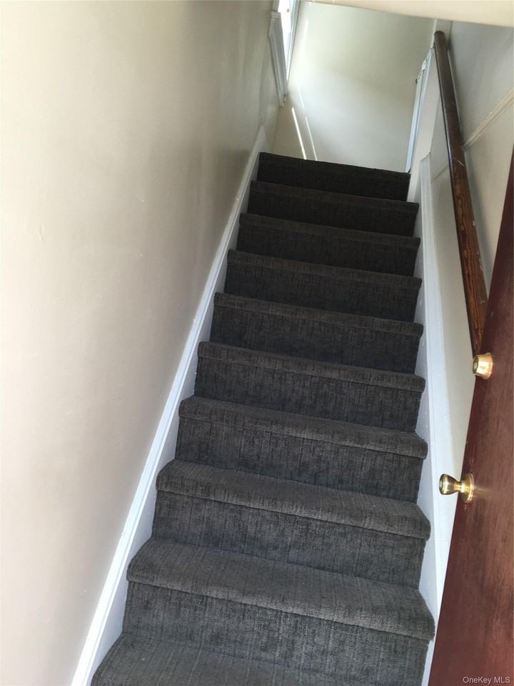 130 Jefferson Ave #2ndFL - Photo 2 of 12