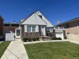 2852 215th Pl - Photo 1 of 1