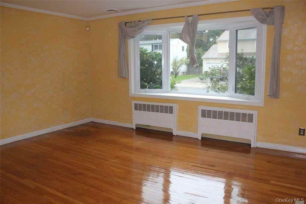 7 Beatrice Ave - Photo 2 of 14