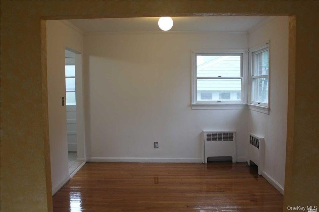 7 Beatrice Ave - Photo 4 of 14