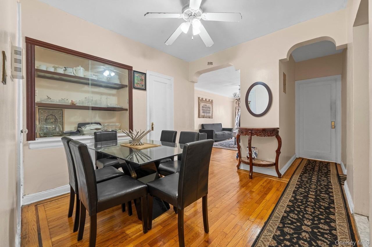 9205 Whitney Ave #B33 - Photo 5 of 16