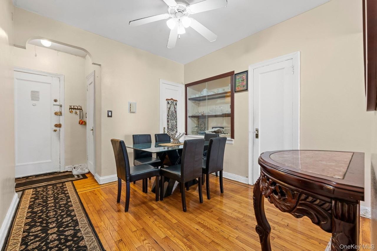 9205 Whitney Ave #B33 - Photo 6 of 16