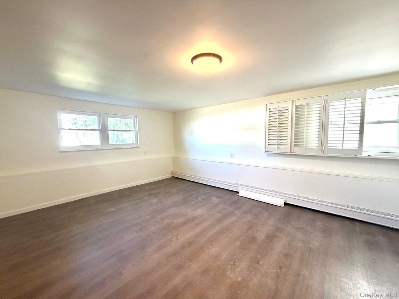 17 Marina Rd - Photo 2 of 16