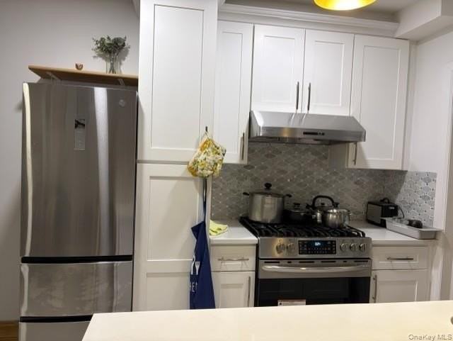 1027 116th St - Photo 4 of 9