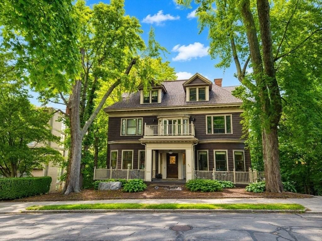 40 Gardner Rd #1