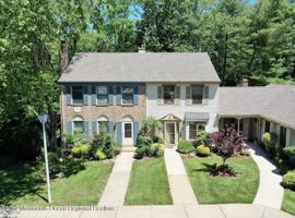 featured image of 1 Amherst Ct #1