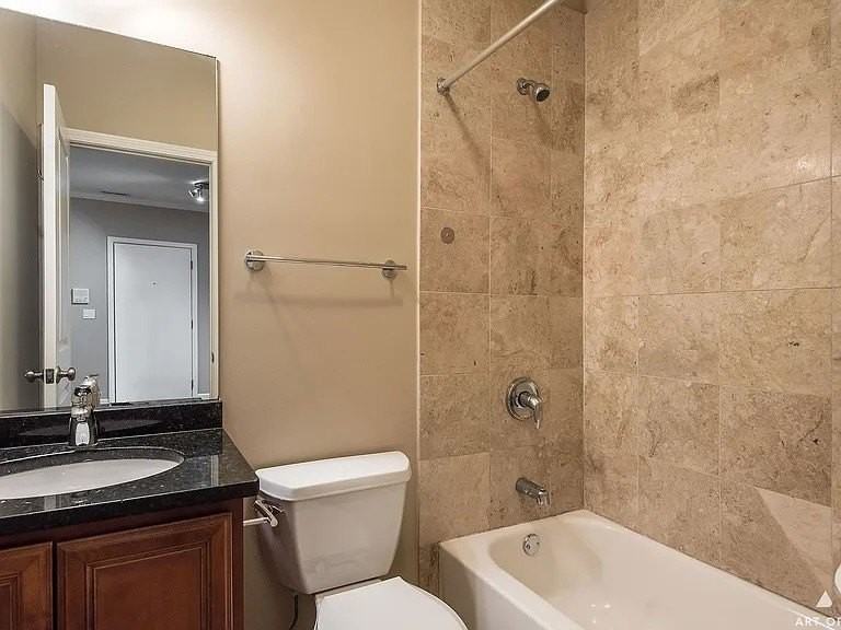 3709 N Kenneth Ave #117 - Photo 5 of 11