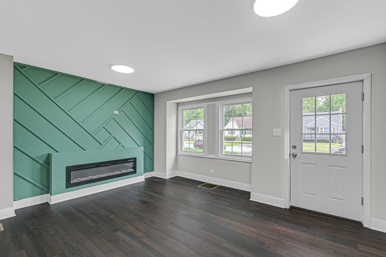 3846 217th St - Photo 4 of 26