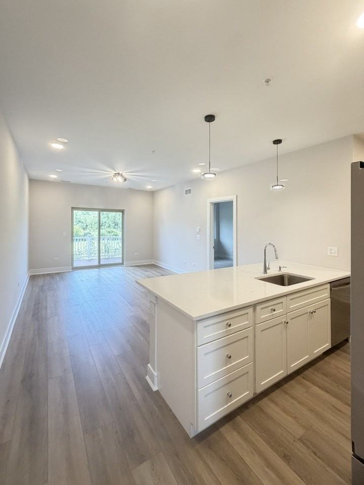 110 Lily Ln - Photo 3 of 30