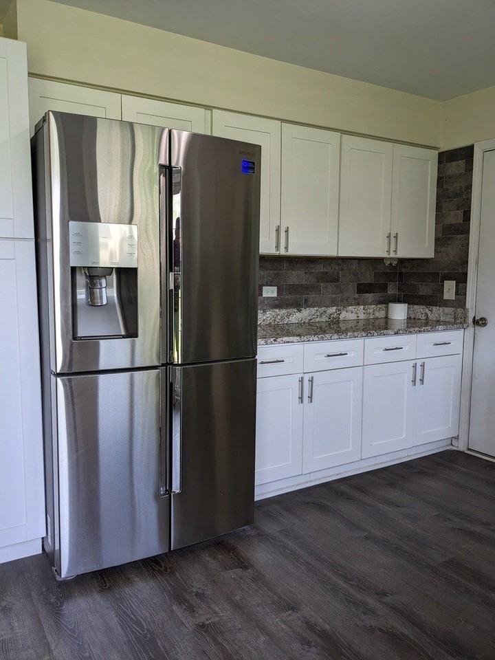 508 Bristol Ln - Photo 6 of 20