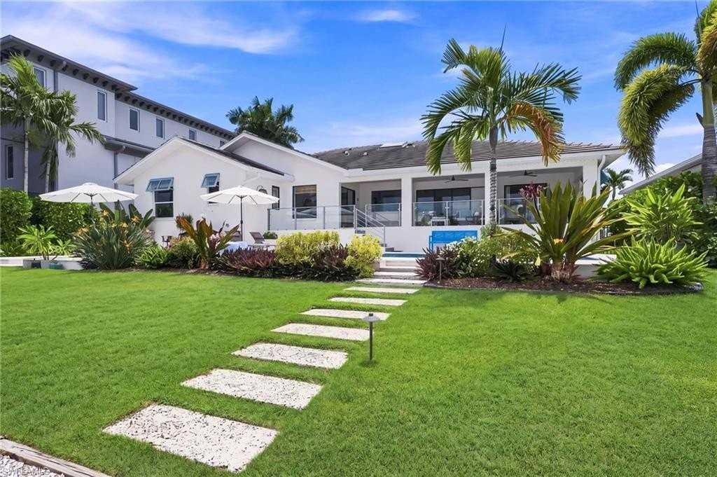 383 Seabee Ave - Photo 3 of 45