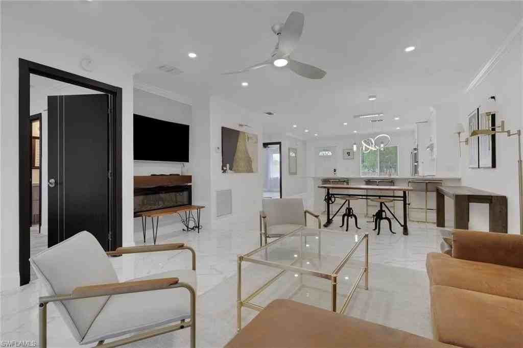 620 Luisa Ct #4 - Photo 2 of 30