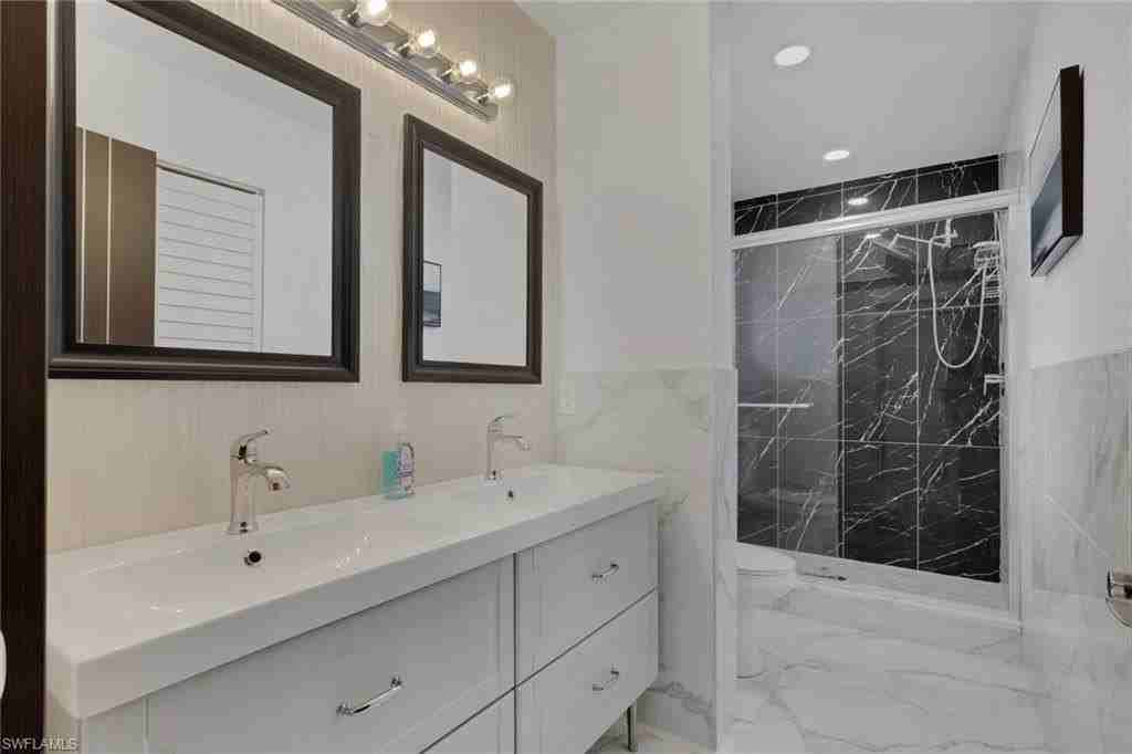 620 Luisa Ct #4 - Photo 4 of 30
