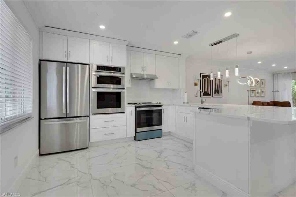 620 Luisa Ct #4 - Photo 7 of 30