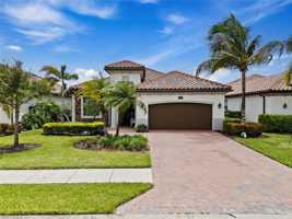 featured image of 12732 Kinross Ln