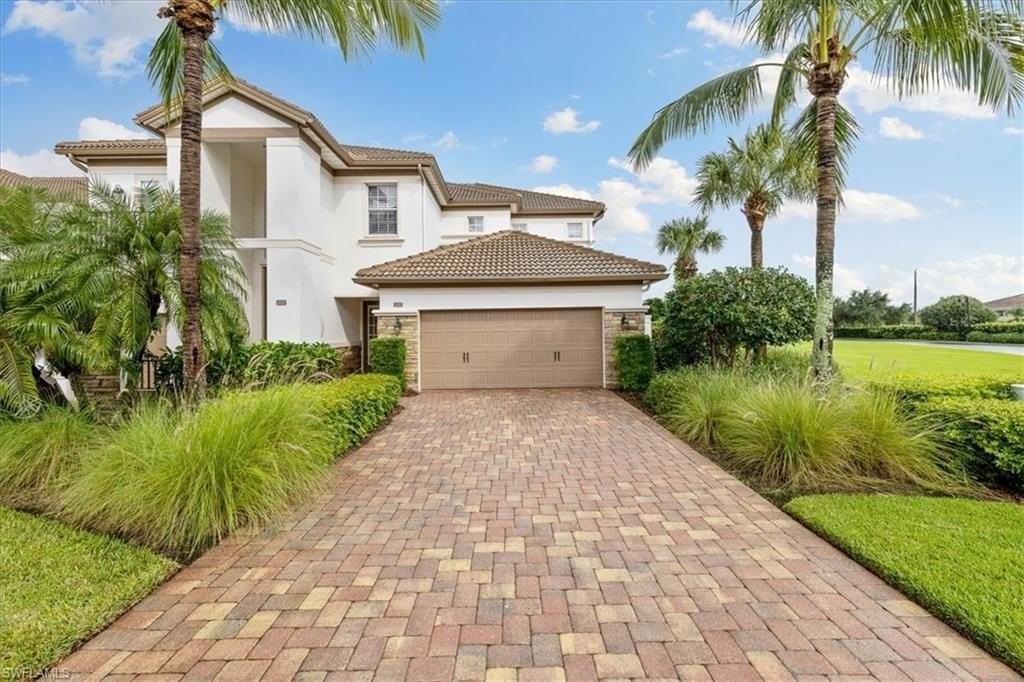 8051 Players Cove Dr #102 - Photo 5 of 30