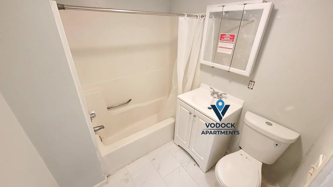 848 Congress Avenue #1 - Photo 7 of 14