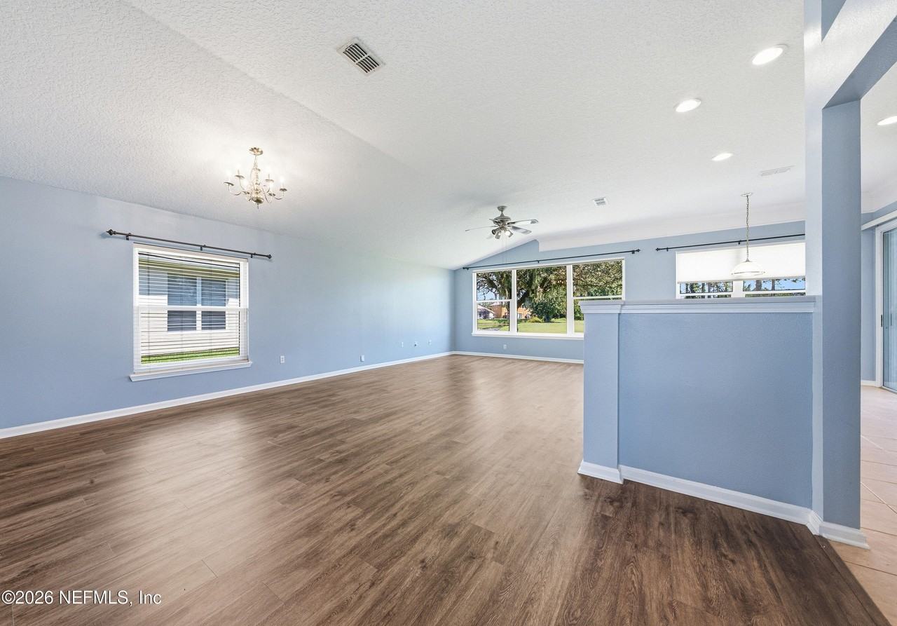 1380 Fairway Village Dr - Photo 5 of 36