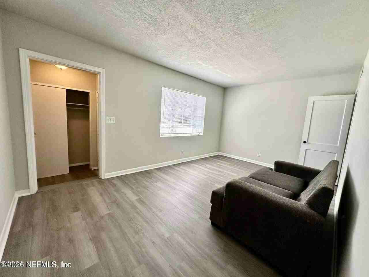 5255 Camille Ave - Photo 3 of 12