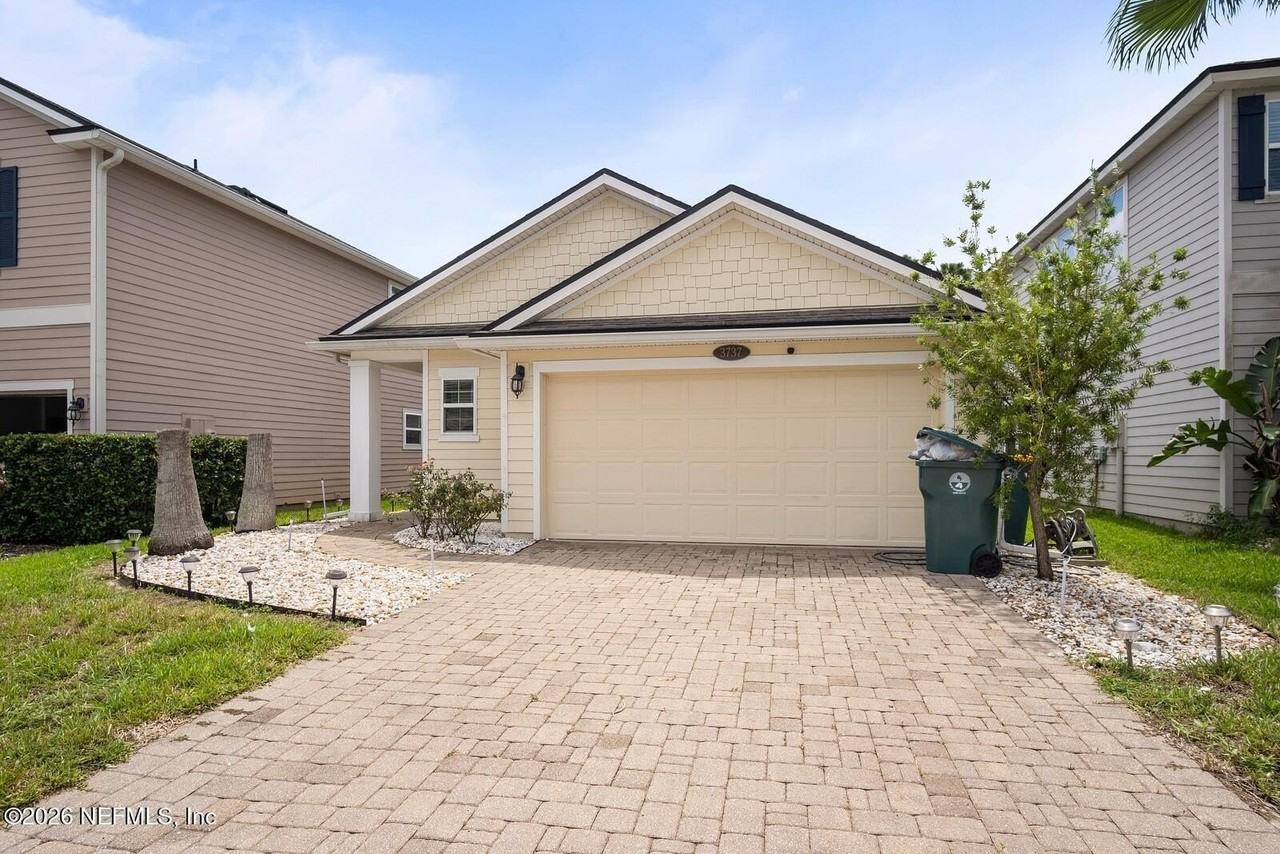 3737 Coastal Cove Cir - Photo 2 of 41
