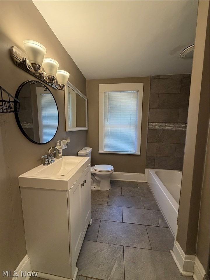 9501 Shakespeare Pkwy - Photo 4 of 14