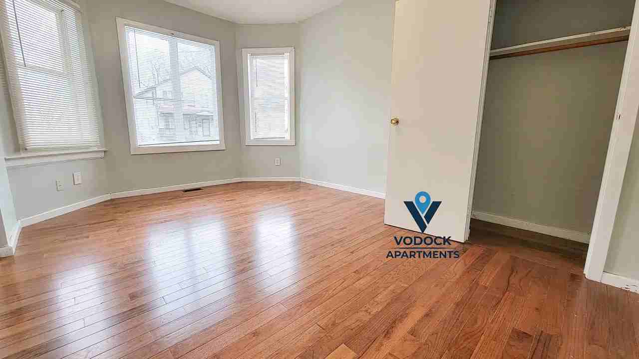 848 Congress Avenue #1 - Photo 2 of 14