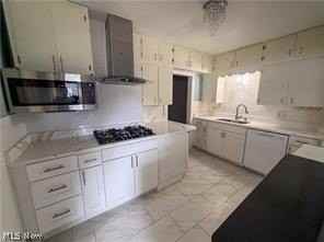 2405 Youngstown Rd Se - Photo 6 of 26