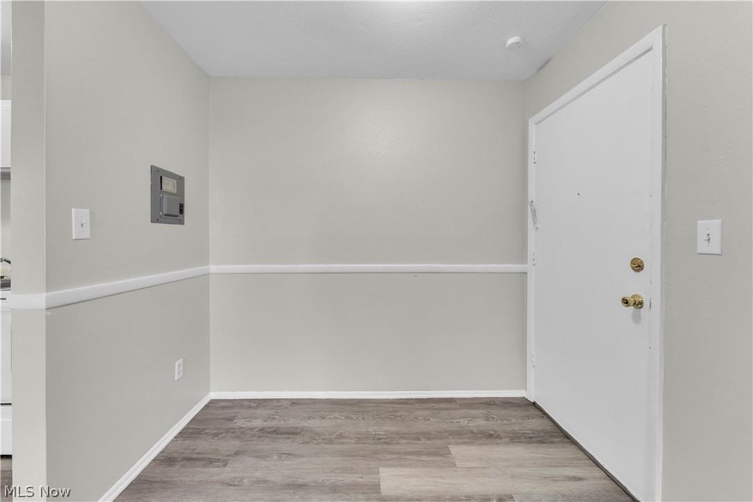 1415 Wyandotte Ave #106 - Photo 4 of 17
