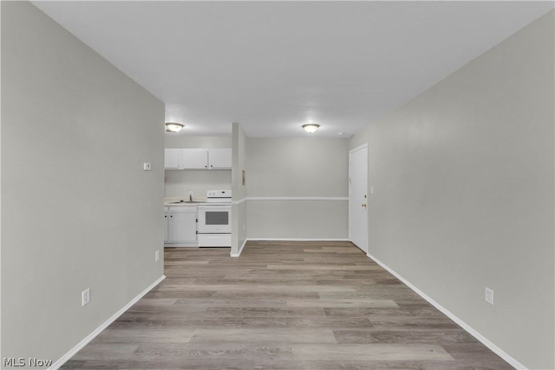 1415 Wyandotte Ave #106 - Photo 6 of 17