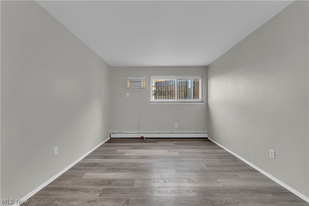 1415 Wyandotte Ave #106 - Photo 7 of 17