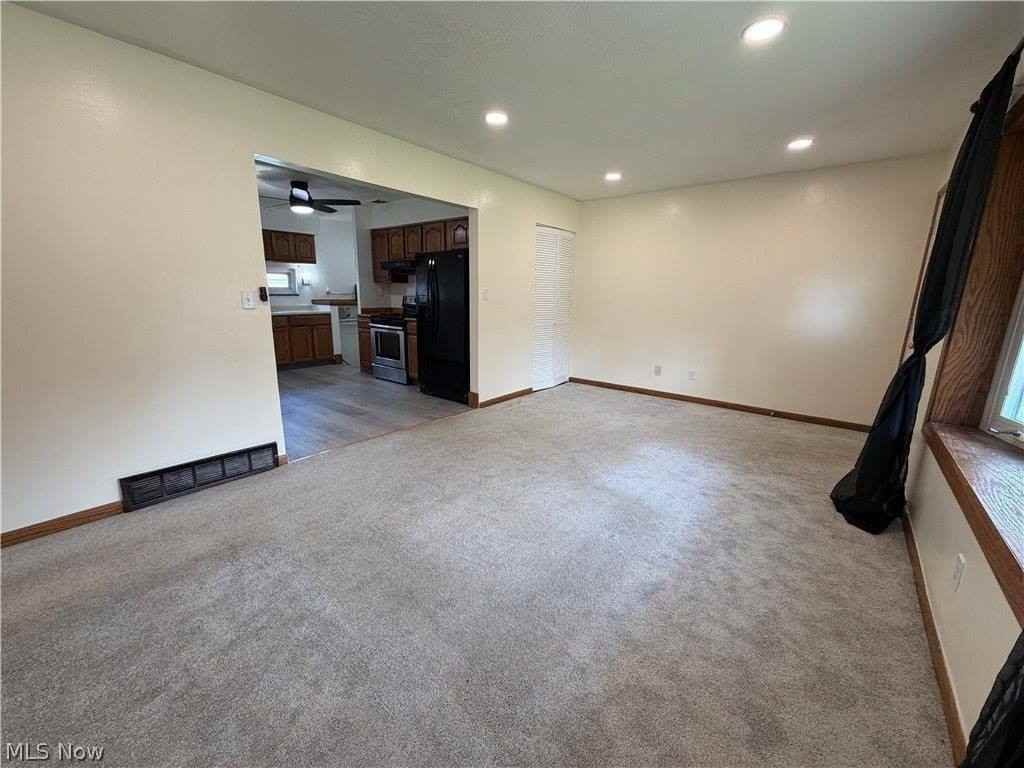 14316 Parkman Blvd - Photo 4 of 34