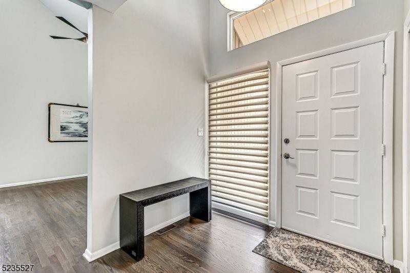 33 Highmount Ave - Photo 2 of 27
