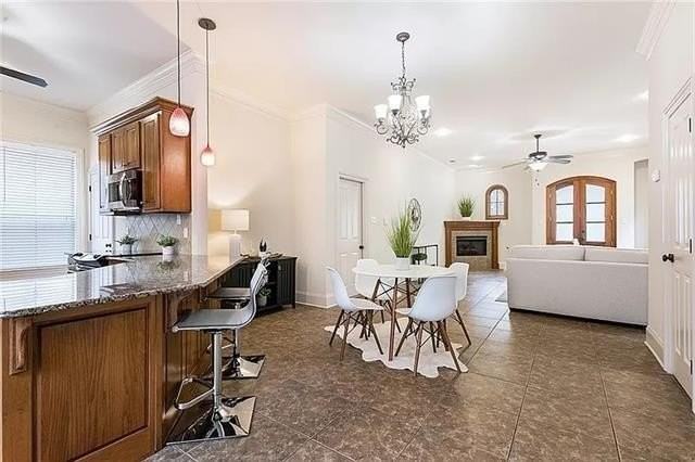 804 Dupre St - Photo 2 of 14