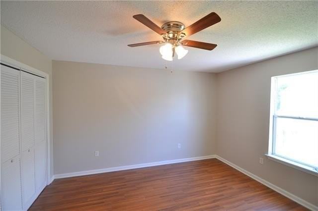 1300 Annette St - Photo 6 of 9