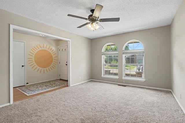 10107 E 29th St - Photo 6 of 27