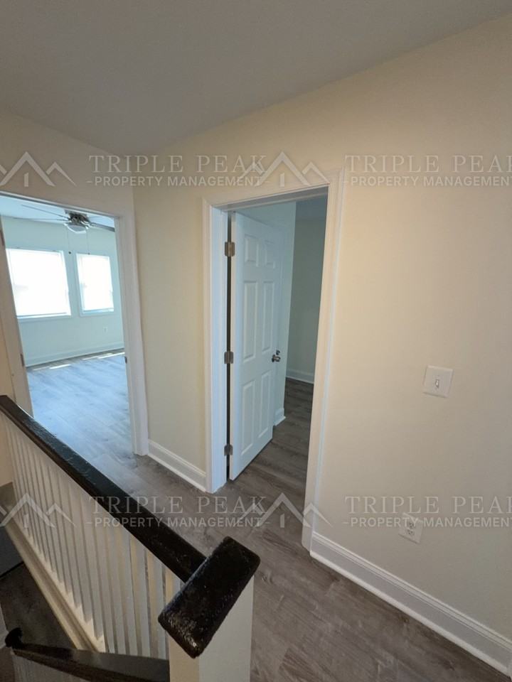 7115 Emerson Ave - Photo 6 of 13
