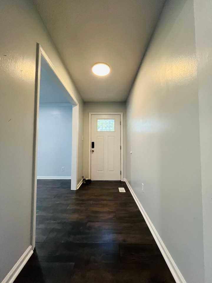 873 Bedrock Dr - Photo 2 of 17