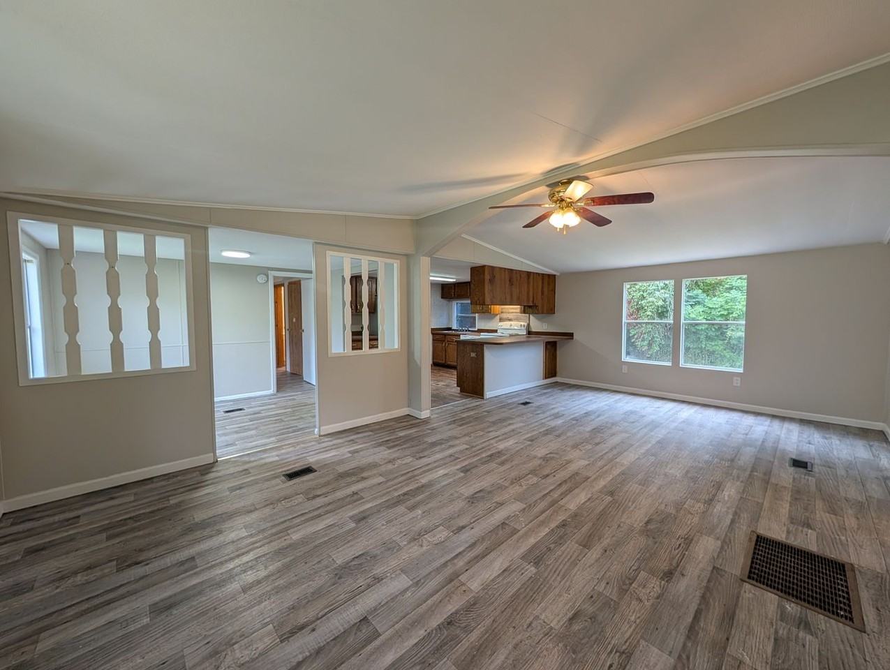 9150 Se 197th Ave - Photo 3 of 18
