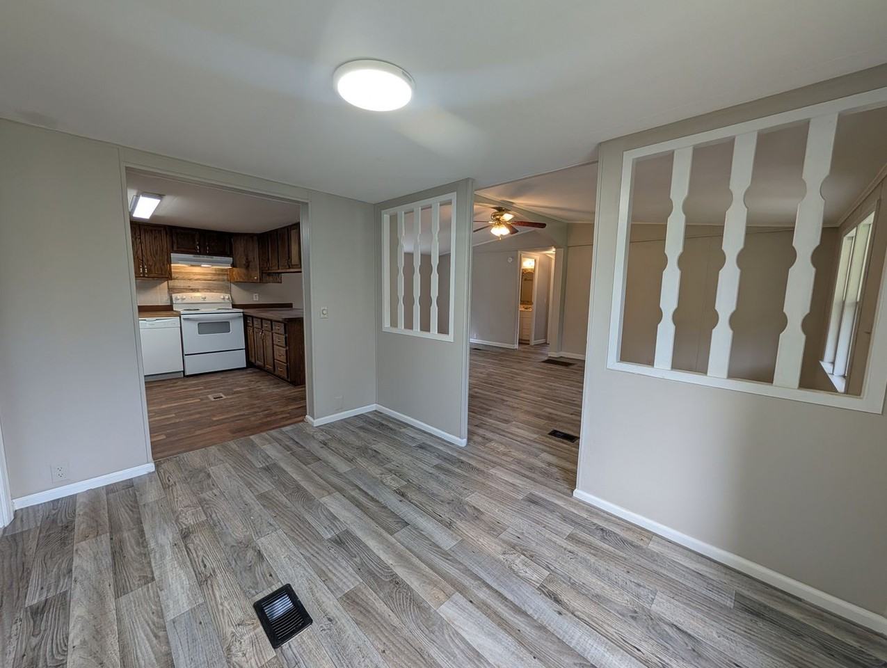 9150 Se 197th Ave - Photo 5 of 18