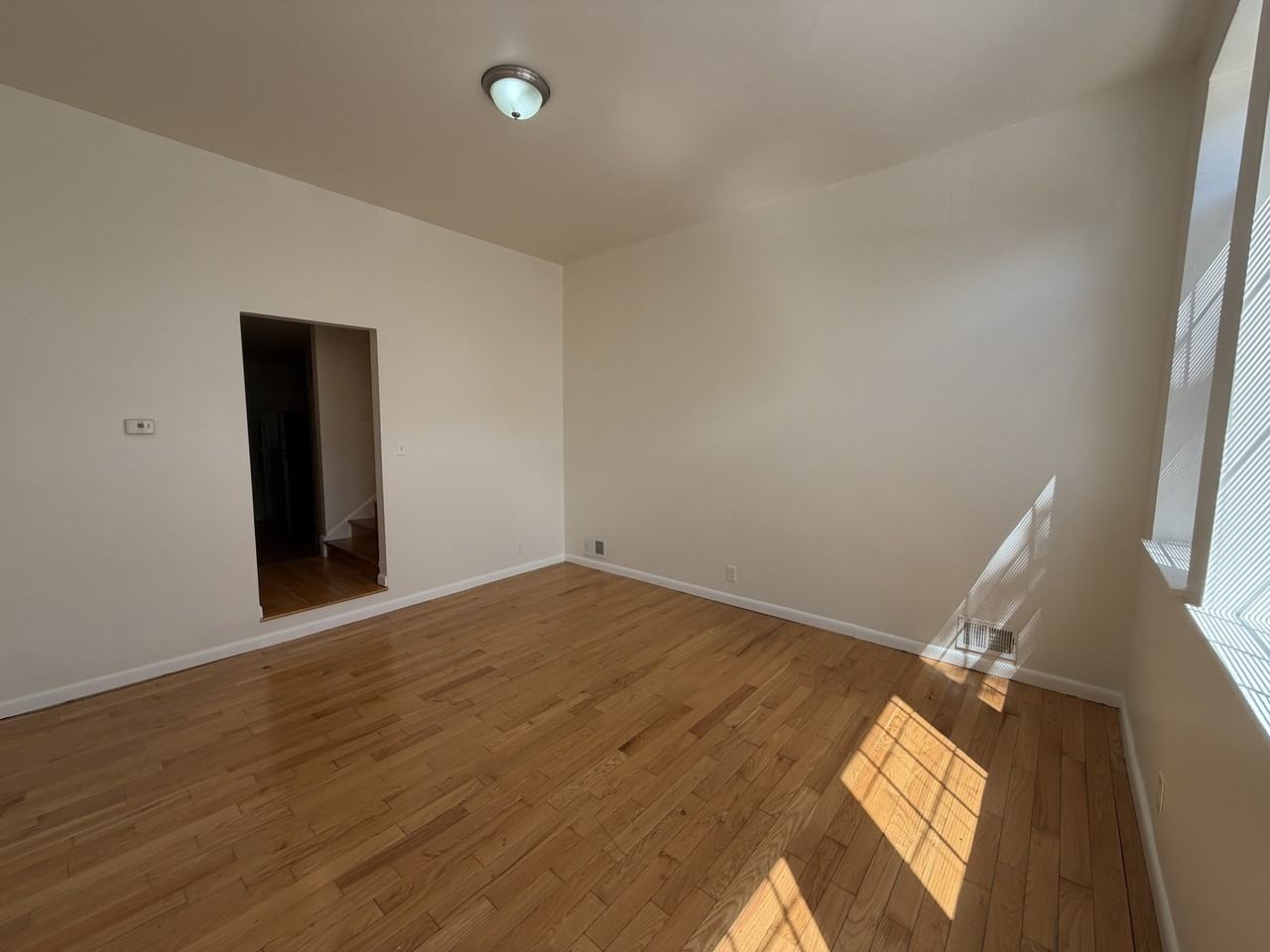 1510 E Baltimore St #1 - Photo 5 of 27