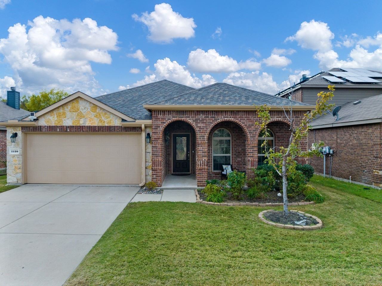 1120 Cheyenne Dr - Photo 2 of 28