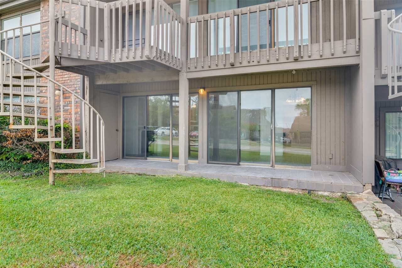 1107 Signal Ridge Pl - Photo 2 of 22