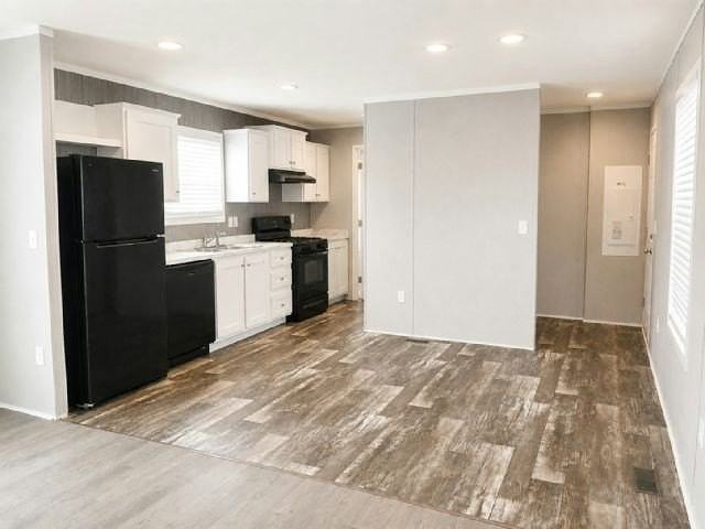 1455 East Dr #111 - Photo 3 of 6